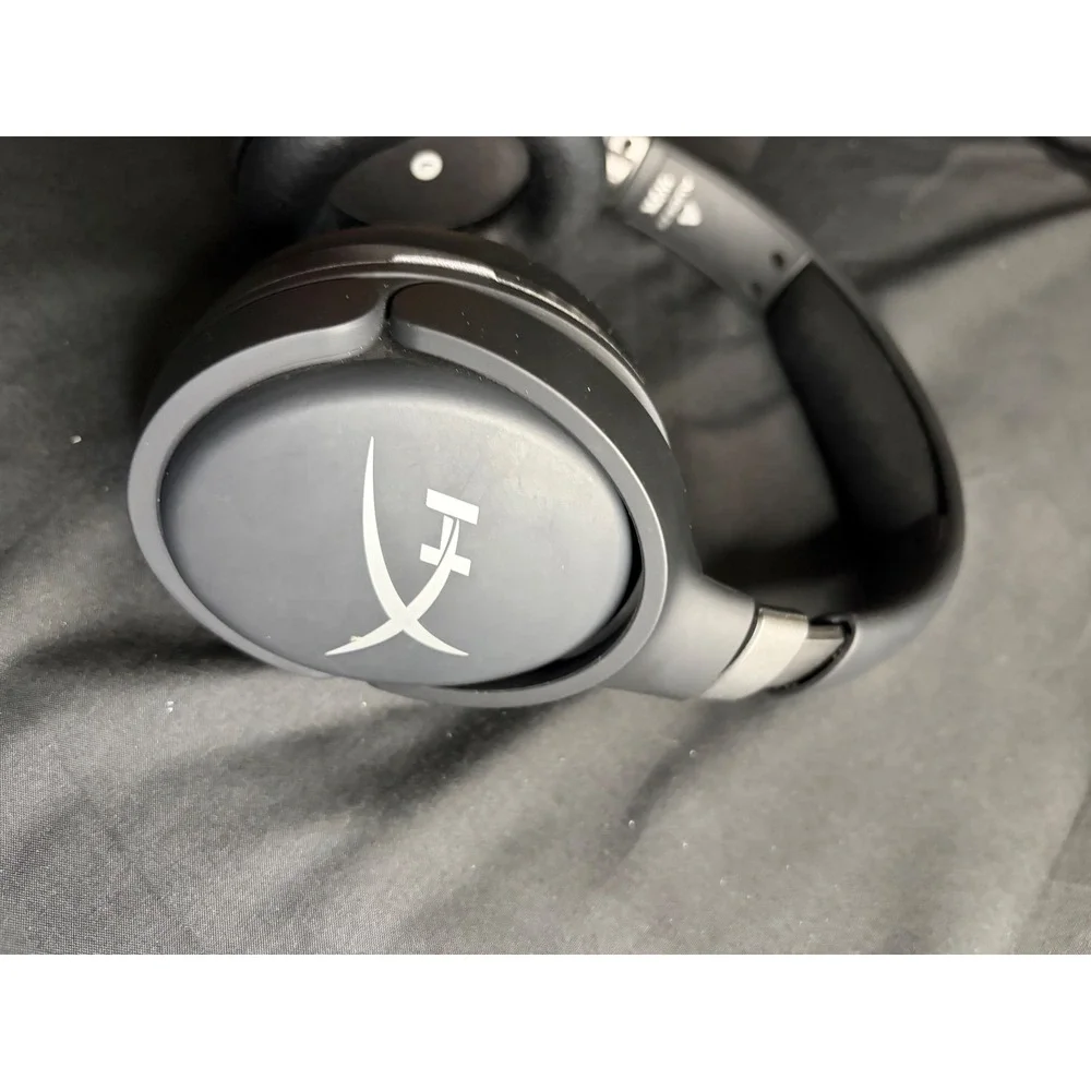 HyperX Cloud Orbit S Gaming Headset Box Accessories Parts Not Charging